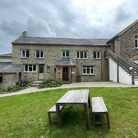 The Old Rectory Southcott Apartment In Jacobstow 10 Mins To Widemouth Bay And Crackington Haven,15 Mins Bude,20 Mins Tintagel, 27 Mins Port Issac 外观 照片